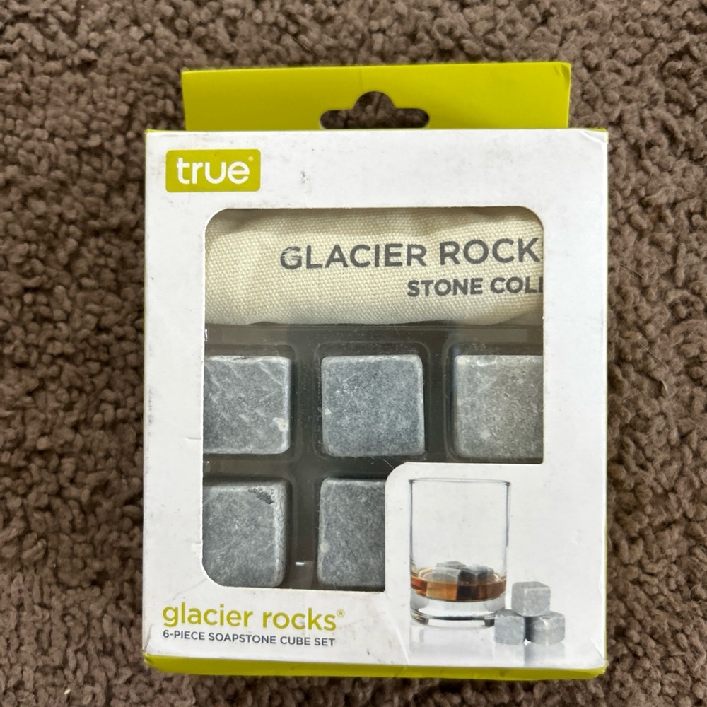 True & Co. Glacier Rocks Stone Set - Gray